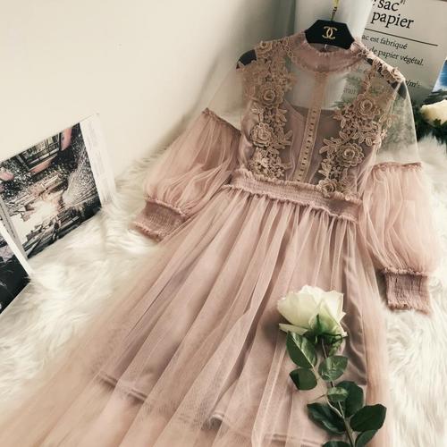 Lace Flower Dress - BUSINSTORE